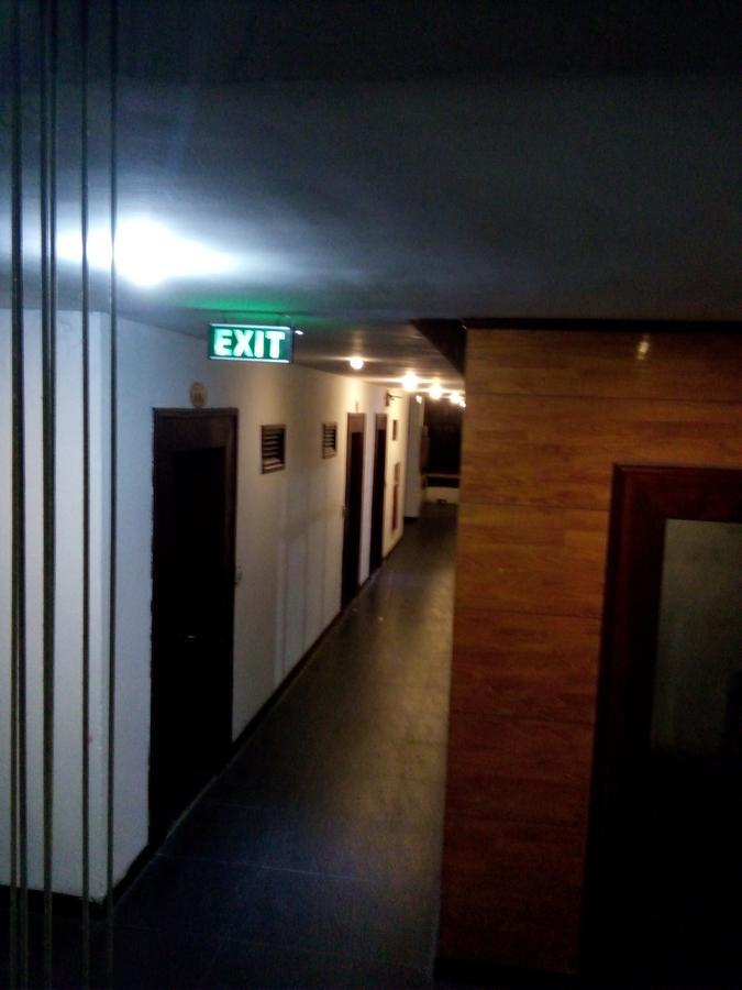 Hotel Khach San Thuong Mai Yen Thinh Exteriér fotografie
