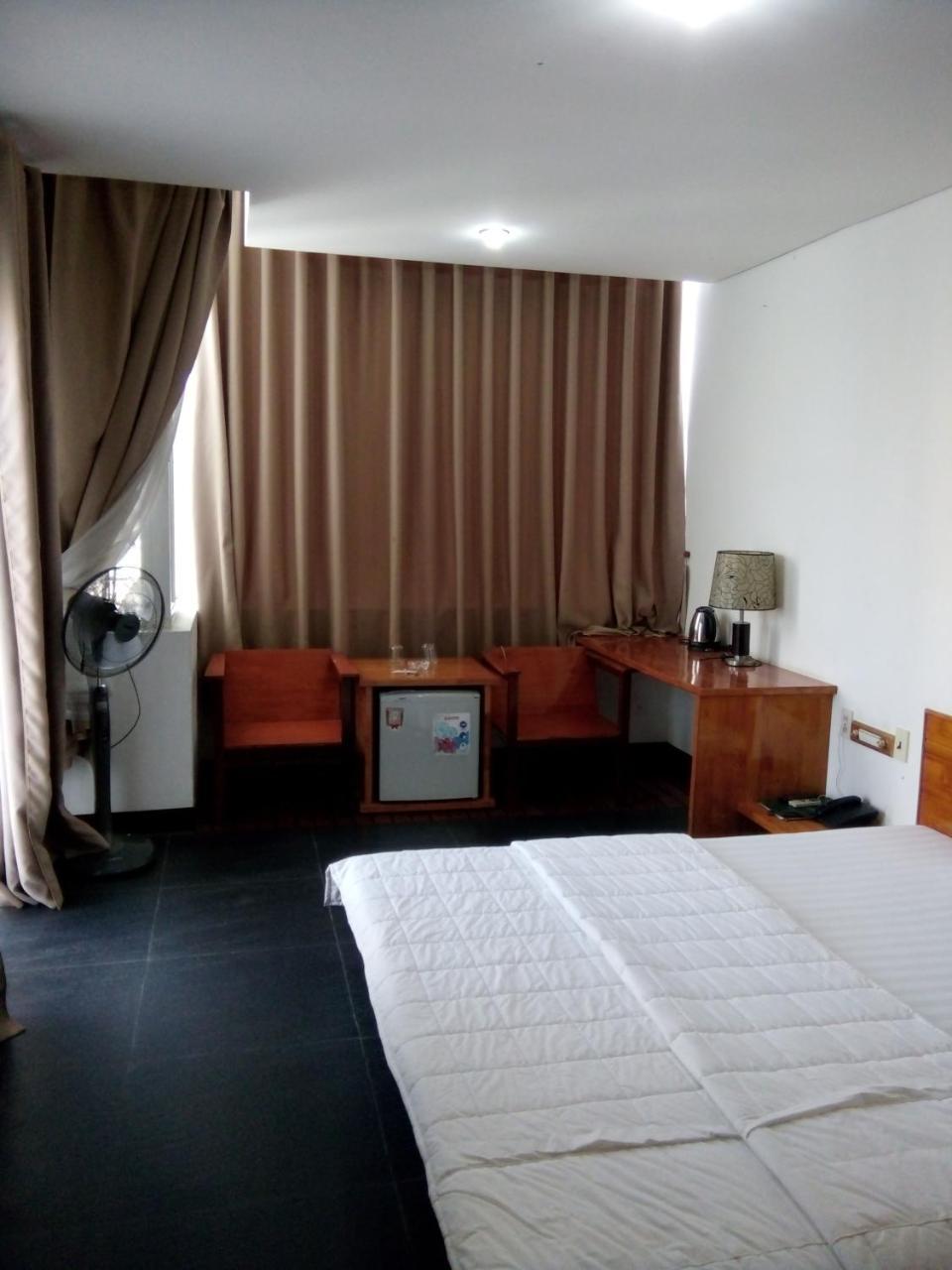 Hotel Khach San Thuong Mai Yen Thinh Exteriér fotografie